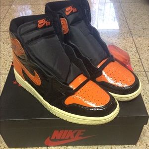 Nike Air Jordan1 Retro High OG SBB 3.0(555088 028)